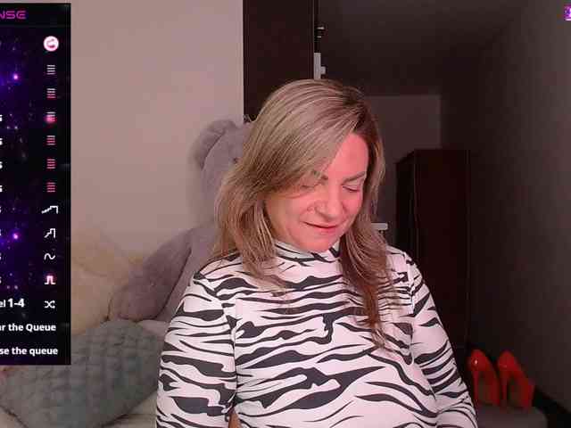TerriLaxxx webcam
