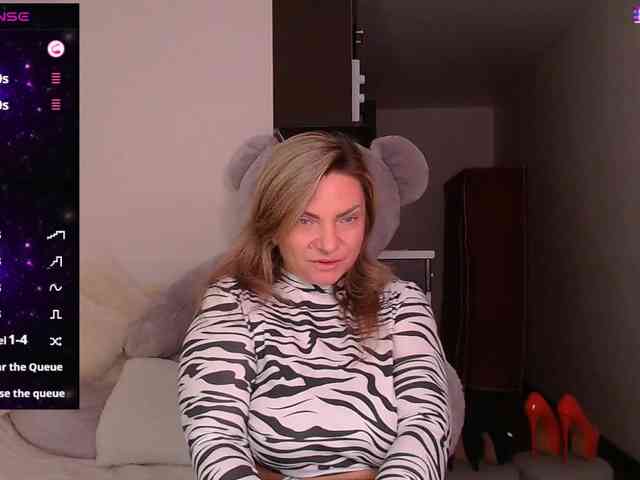 TerriLaxxx webcam
