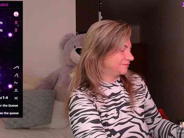 TerriLaxxx webcam