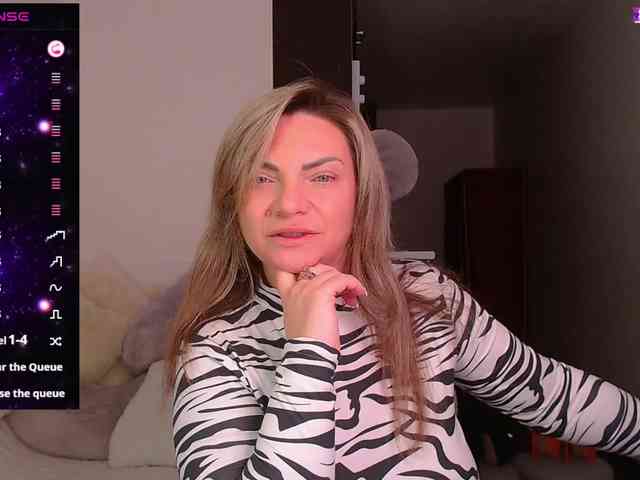 TerriLaxxx webcam