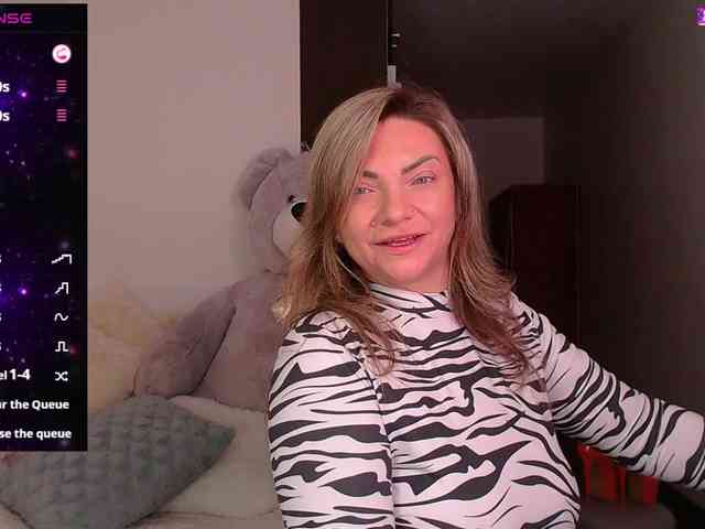 TerriLaxxx webcam