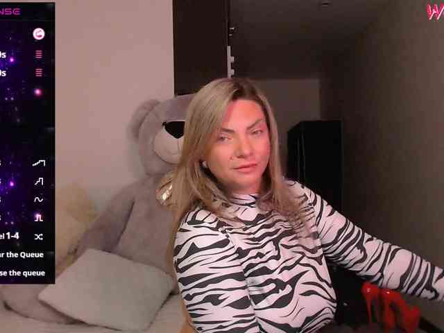 TerriLaxxx webcam