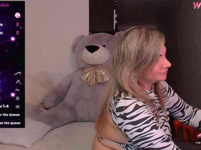 TerriLaxxx webcam