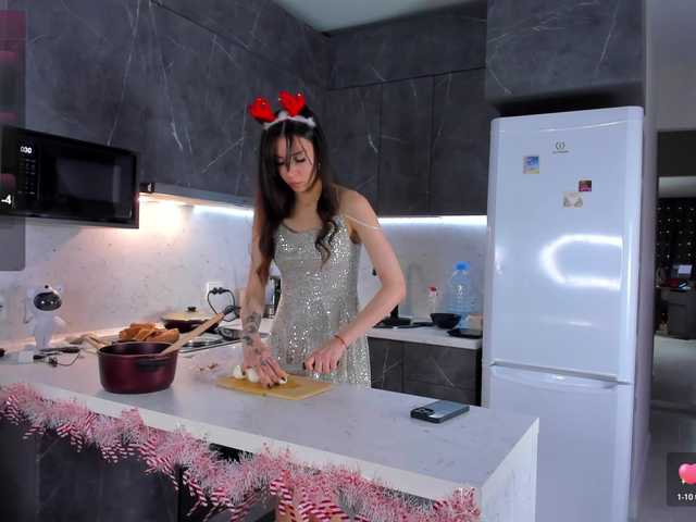 Ashley-Wow's BongaCams show and profile