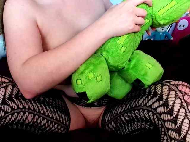 gamergirlroxy webcam