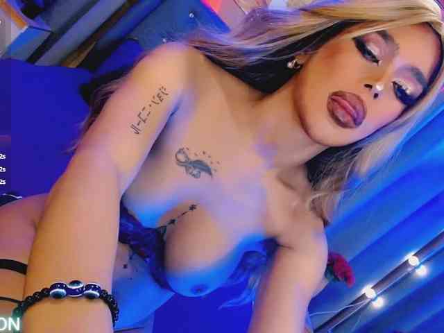 Angelasalsa Live Webcam on BongaCams