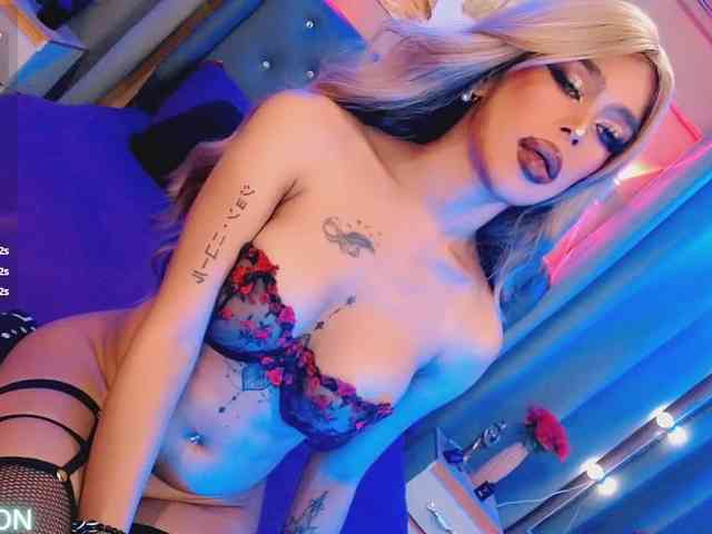 Angelasalsa Live Webcam on BongaCams