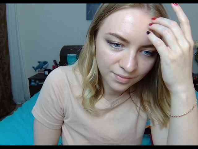 naked chat room LinkaMalinka