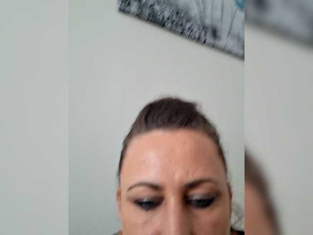 Cyrtlysue666666's BongaCams show and profile