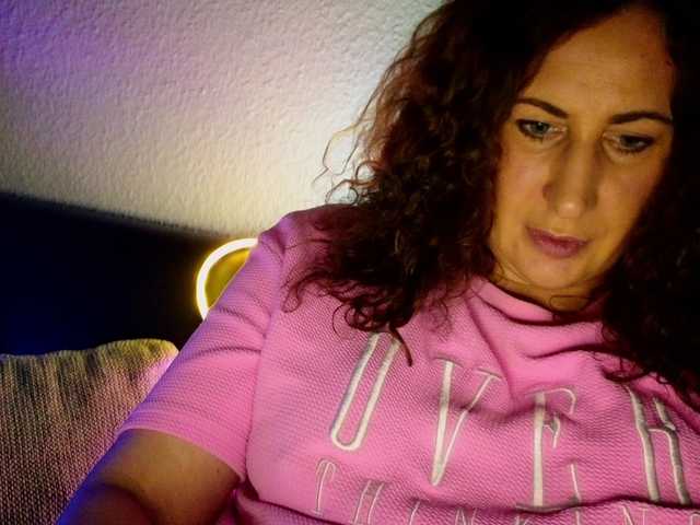 Cyrtlysue666666's BongaCams show and profile