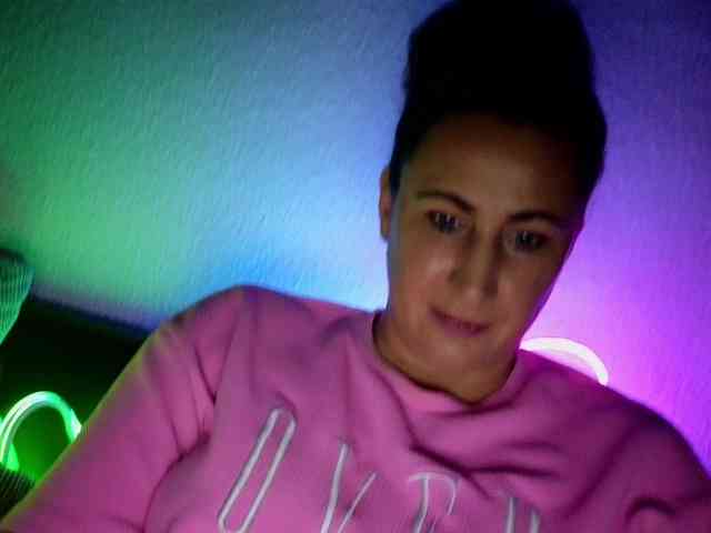 Cyrtlysue666666 webcam