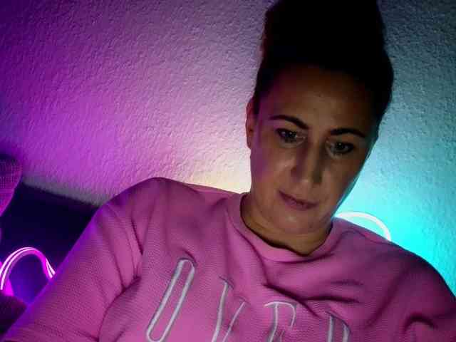 Cyrtlysue666666 webcam