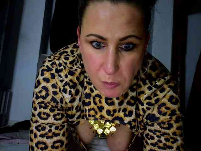 Cyrtlysue666666 webcam