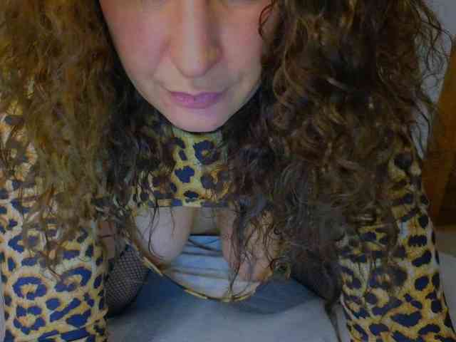 Cyrtlysue666666 webcam