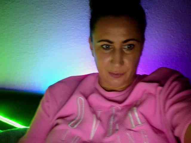 Cyrtlysue666666 webcam