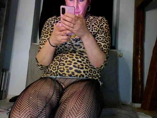 Cyrtlysue666666 webcam