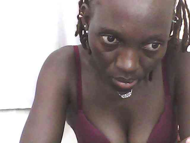 Sexycyndy Live Webcam on BongaCams