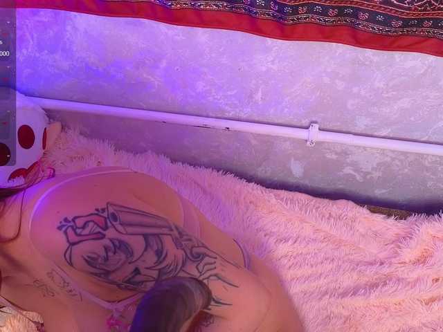 Lilith-Hustle's BongaCams show and profile