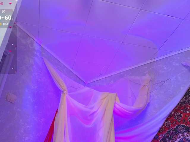 Lilith-Hustle's BongaCams show and profile