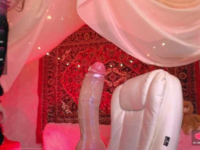 Lilith-Hustle's BongaCams show and profile