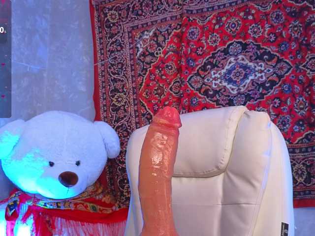 Lilith-Hustle's BongaCams show and profile