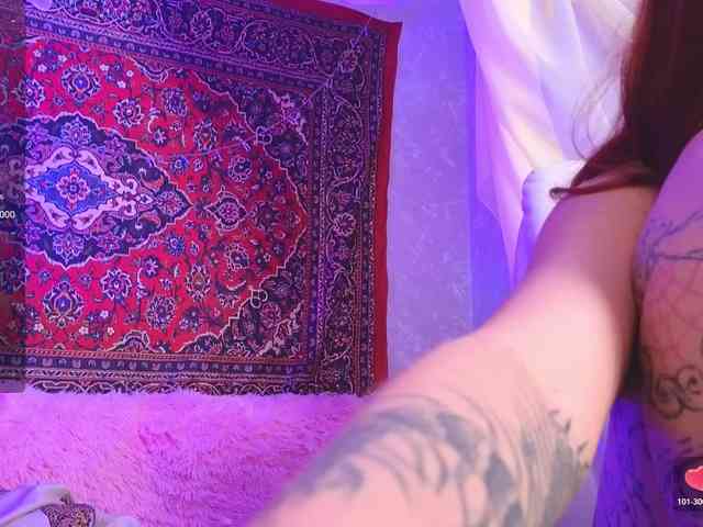 Lilith-Hustle webcam