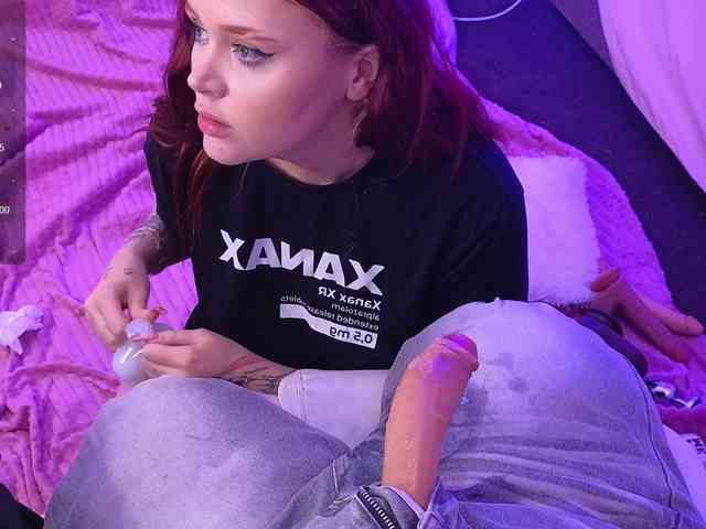 Lilith-Hustle webcam