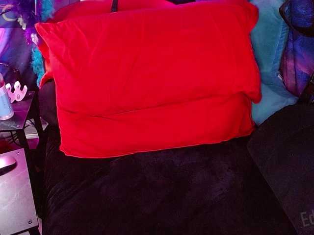 Daddysprincess90699's BongaCams show and profile