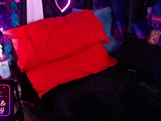 Daddysprincess90699's BongaCams show and profile