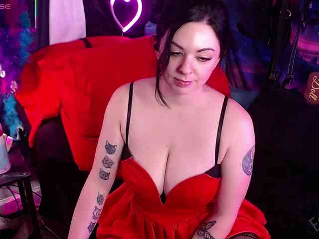 The-Edge-Doll webcam