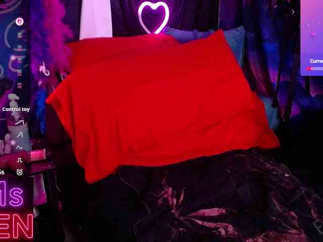 The-Edge-Doll webcam