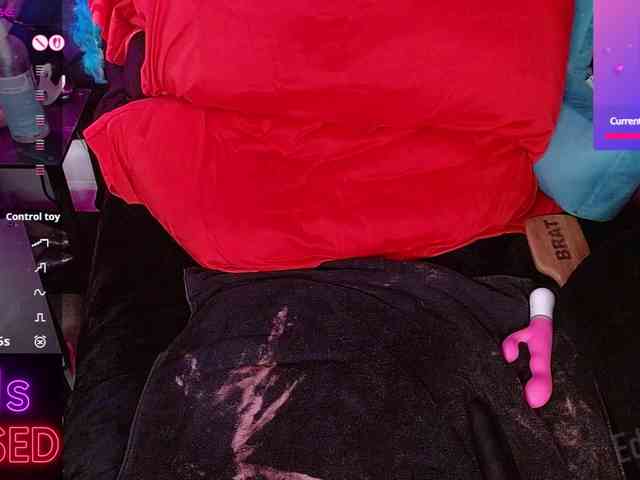 The-Edge-Doll webcam