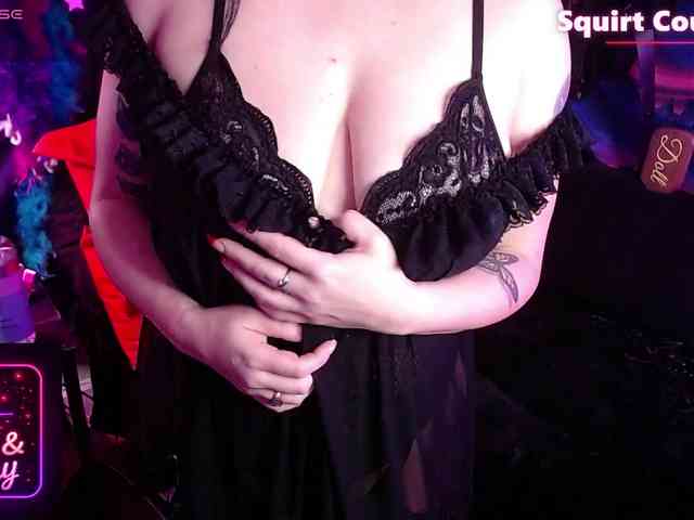 The-Edge-Doll webcam