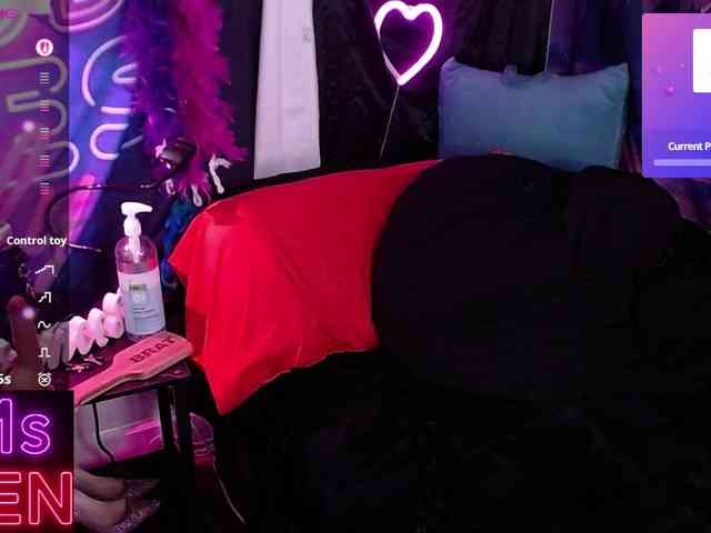 The-Edge-Doll webcam