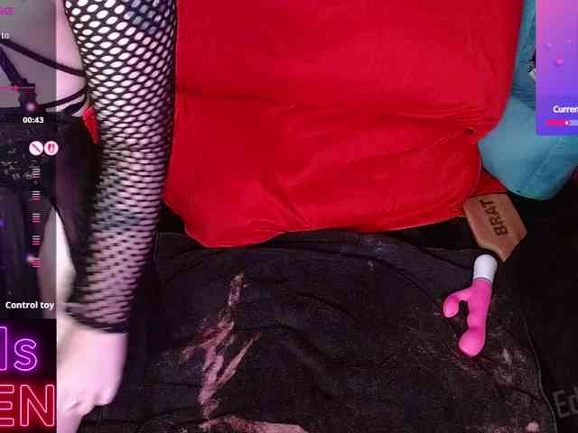 The-Edge-Doll webcam