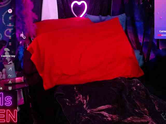 The-Edge-Doll webcam