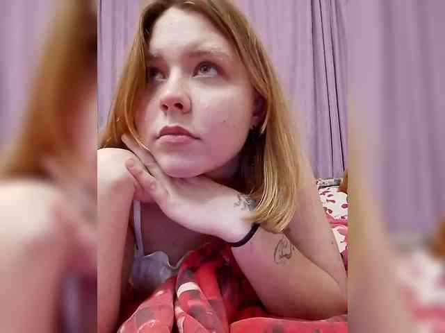 Amaliaa webcam