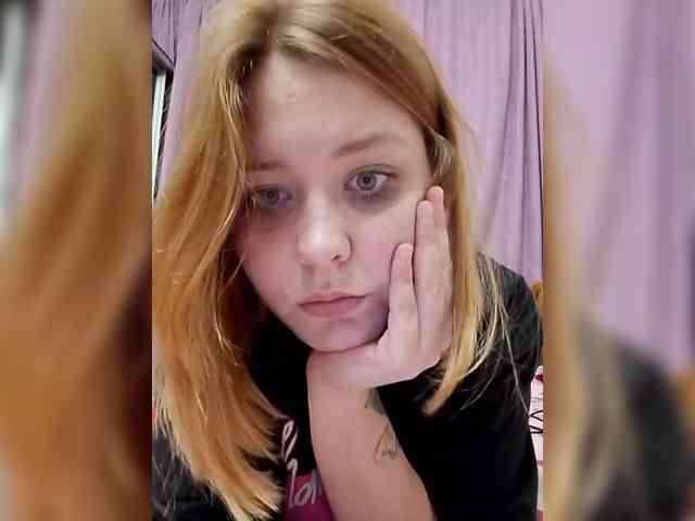 Amaliaa webcam