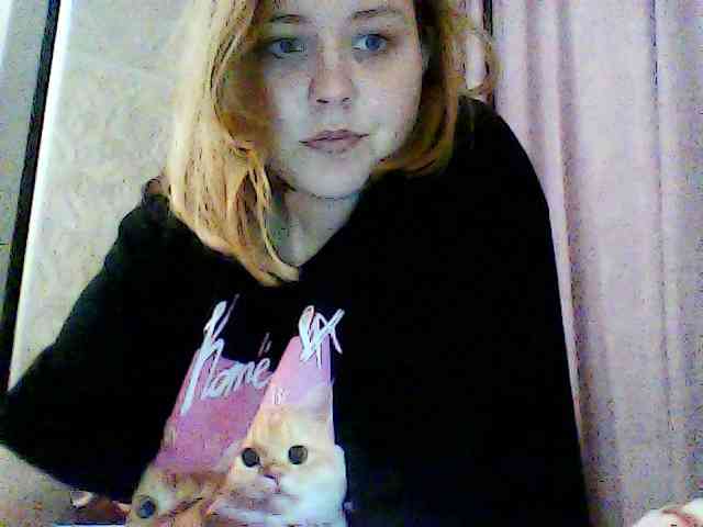 Amaliaa webcam