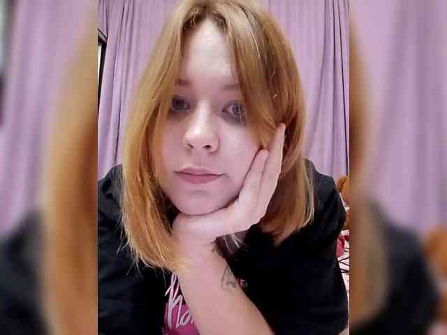 Amaliaa webcam
