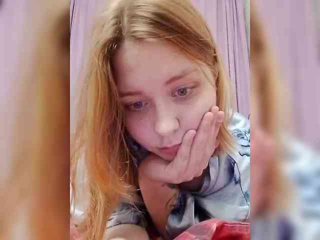 Amaliaa webcam