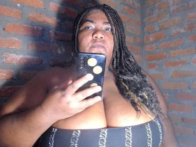 bustyboobsxxll