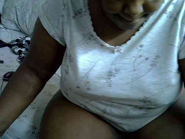 Sexxymamitaa1 webcam