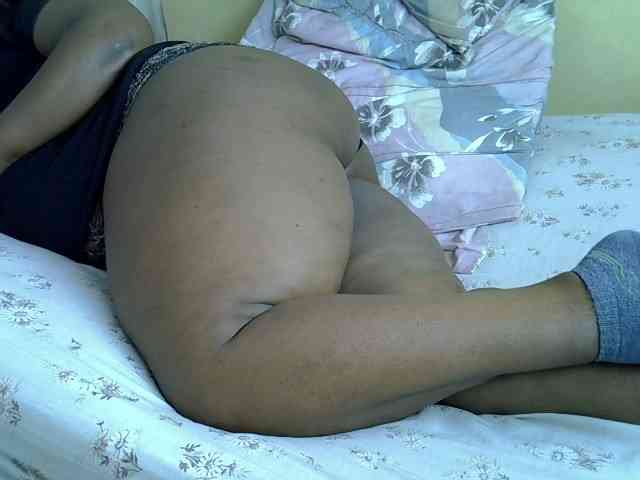 Sexxymamitaa1 webcam