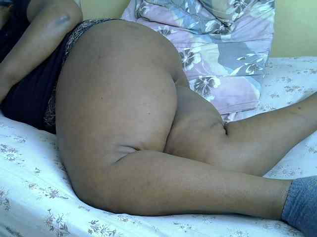 Sexxymamitaa1 webcam