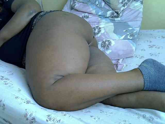 Sexxymamitaa1 webcam