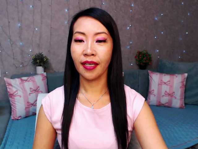 Sarahsexygirl's BongaCams show and profile