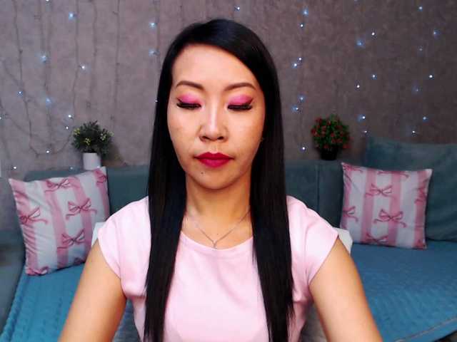 Sarahsexygirl's BongaCams show and profile