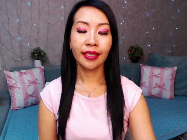 Sarahsexygirl's BongaCams show and profile