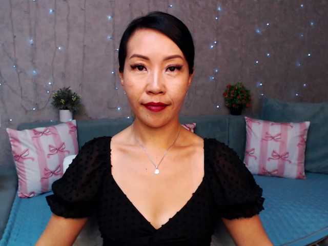 Sarahsexygirl's BongaCams show and profile